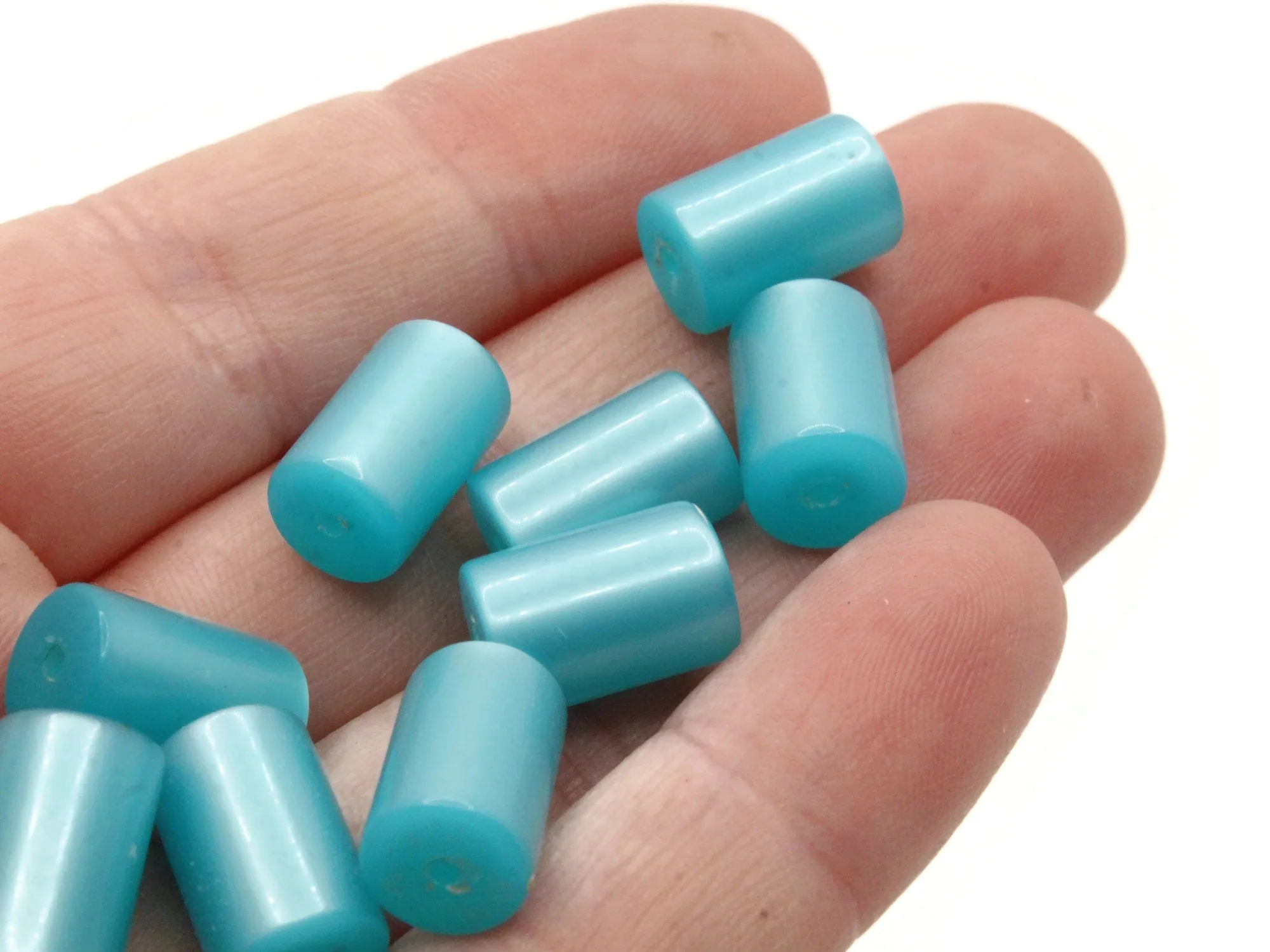 10 13mm Bright Sky Blue Vintage Moonglow Lucite Beads