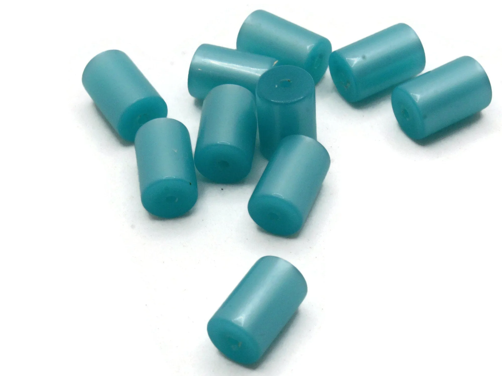 10 13mm Bright Sky Blue Vintage Moonglow Lucite Beads