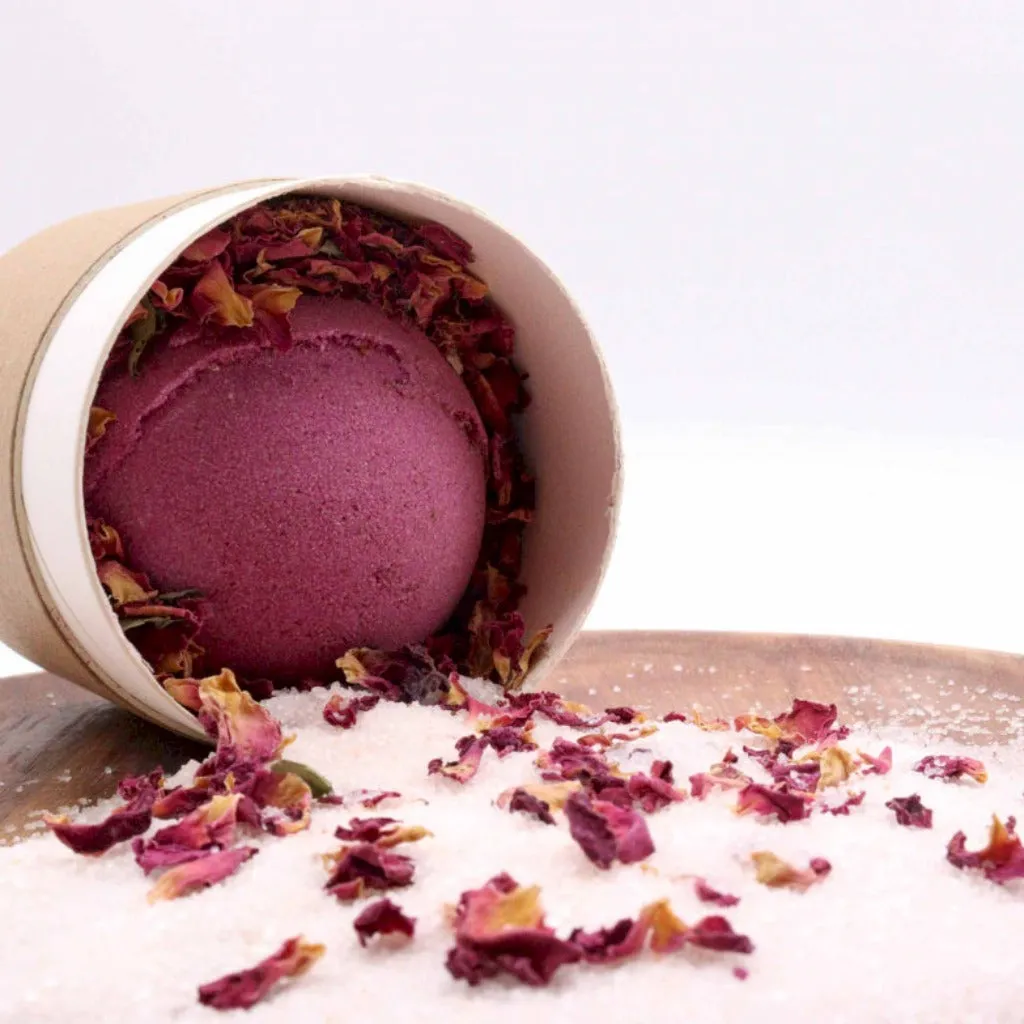 Aromatherapy Bath Bomb Gift - Himalayan Bath Salt & Flowers