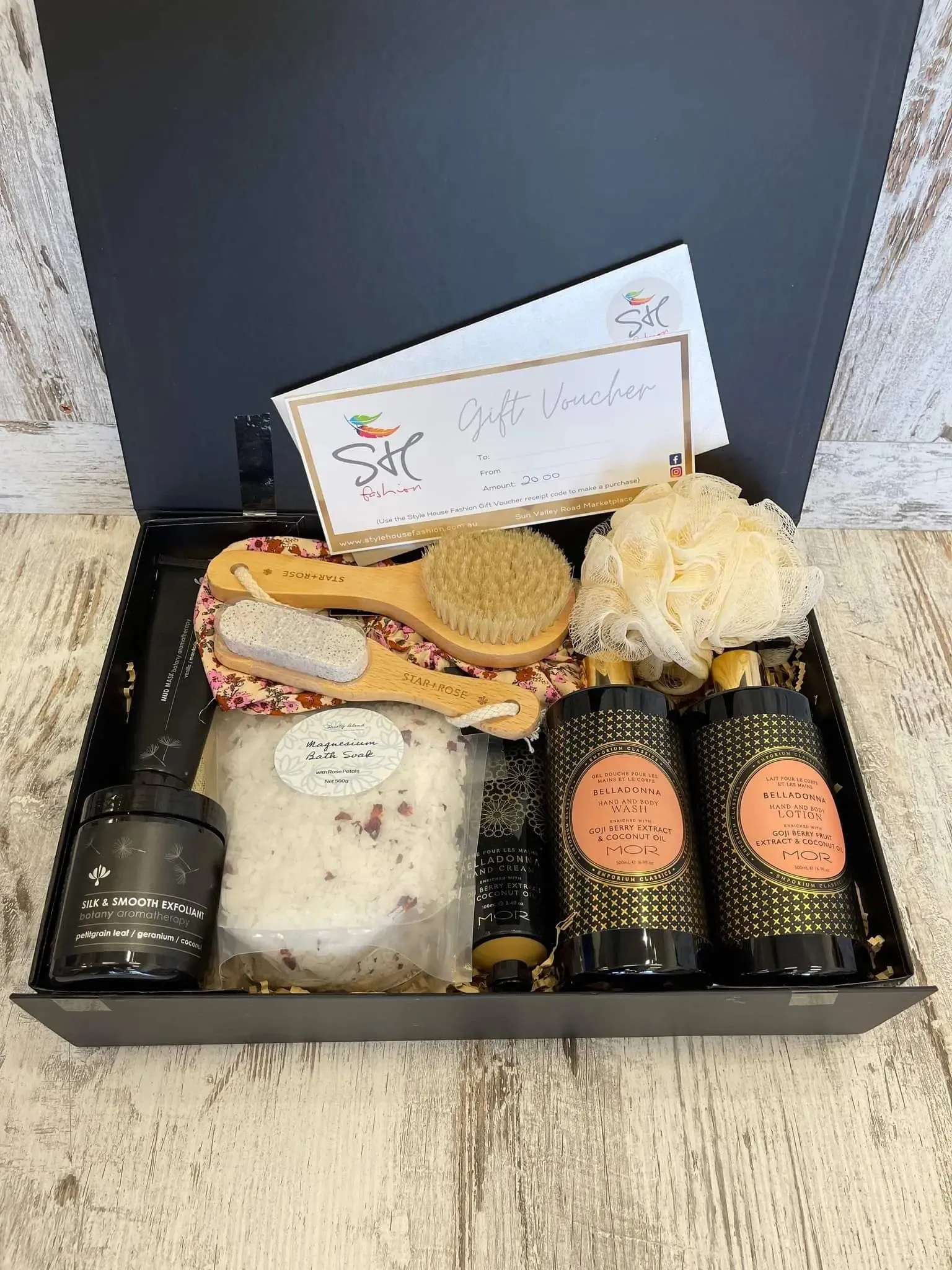 MOR Belladonna ‘Deluxe Pamper You’ Gift Hamper Box