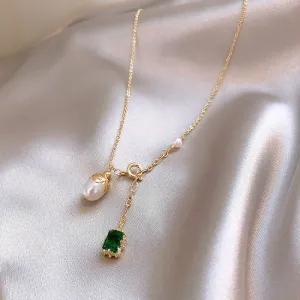 South Korea New Green Pearl Pendant Necklace Delicate Elegant Clavicle Chain Geometric Simple Neck Chain